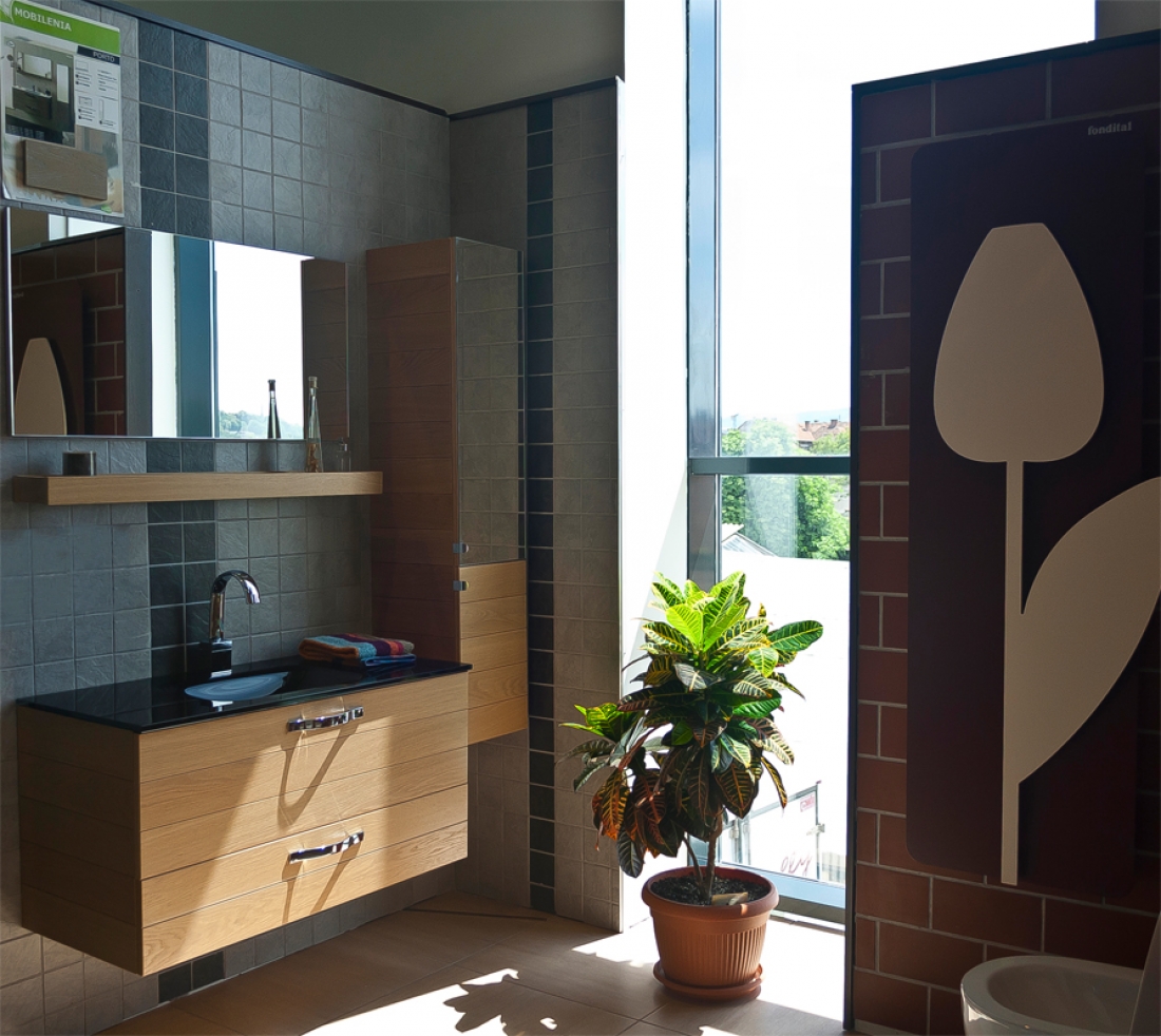 Ultimul trend in alegerea culorii băii – griul