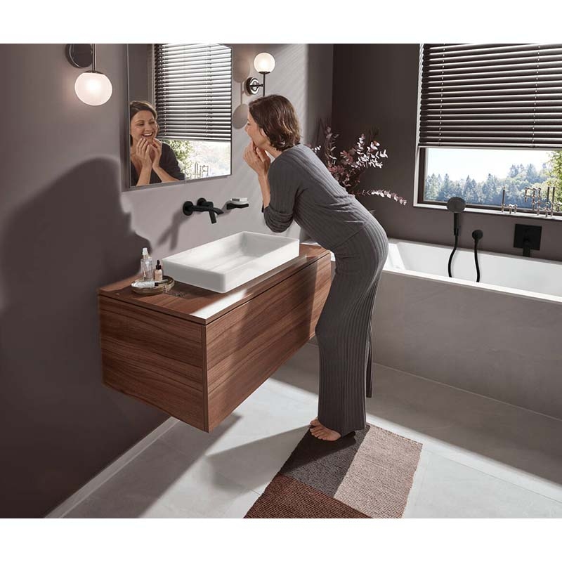 Baterie lavoar cu montaj pe perete, Hansgrohe, Vivenis, cu pipa 19,2 cm, negru mat